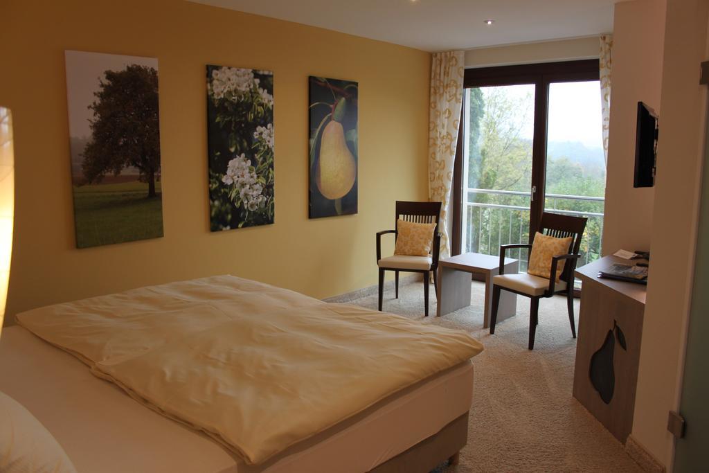 Hotel-Gasthof Die Post Brennerei Frankenhoehe Schillingsfürst Szoba fotó